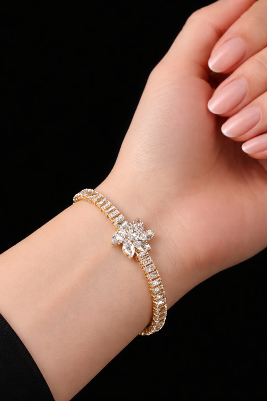 Imported China Luxury Noir Bloom Bracelet For Women